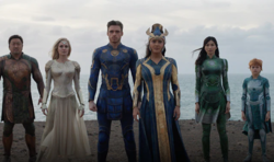 Eternals - Chloé Zhao wyjaśnia decyzję o nawiązaniu do kultowego bohatera DC