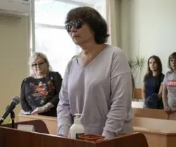 Emerytka zostawiła na grobie rodziców Putina prośbę, by zabrali go do siebie.