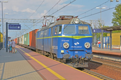 Ten przewoźnik ma wielkie plany, ale na razie będzie zwalniać. "Związek zawodowy zdewastował firmę"