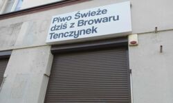 Wierzyciele Manufaktury poszli na układ z Palikotem. Niepewna przyszłość Tenczynek Dystrybucja