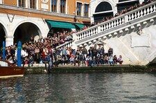 Karnawał w Wenecji bez limitów? W tym roku ostatnia taka szansa