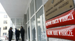 Posiedzenie PKW. Chodzi o dalsze losy 43 komisarzy wyborczych
