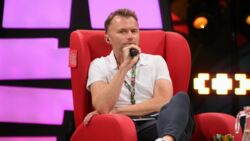 Dziennikarz uderza w Kosiniaka-Kamysza. "Nie po to stałem godzinę do komisji"