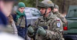 "Żelazny Generał" niespodziewanie odchodzi z armii. Wojsko traci jednego z najlepszych dowódców