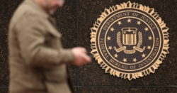 Departament Sprawiedliwości twierdzi, że kartel Sinaloa wykorzystał dane z telefonów i kamery monitorujące, aby znaleźć informatorów FBI