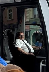 0dc16c22-3b83-470b-835d-cbee10428303