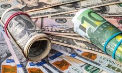 Kurs euro powrócił powyżej 4,50 zł. Fed zaszkodzi złotemu?