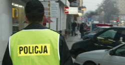 Gdy policjat wtrąci sie w bójkę dwóch patusów...