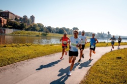 Trasa jak żadna inna. Bieg Trzech Kopców kolejny rok podbija Kraków