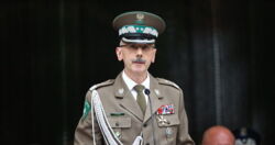 Olbrzymie zarobki i szefów służb mundurowych. Oto rekordziści