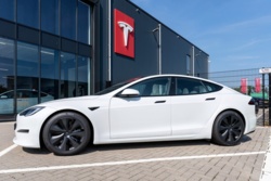 Tesla przegrywa w norweskim sądzie. Odszkodowania dla właścicieli aut