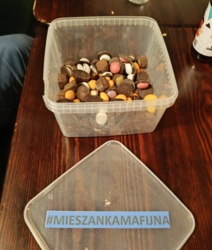 2a3c5165-8068-4cd9-8126-1235ddce219e