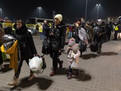 Soboń: Polacy, którzy pomagają Ukraińcom, otrzymają podatkową pomoc od rządu