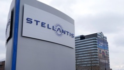Motoryzacyjny gigant Stellantis: kim jest i dlaczego wycofuje prawie 1 mln aut
