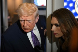 Trump potwierdza rozmowę z dyktatorem. Wcześniej ostrzegł linie lotnicze