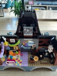 4bad9e28-2814-4d8d-a38e-e196f8c472d1