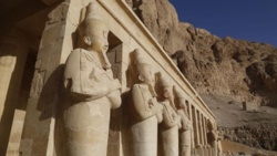 Egipt/ Polacy rekonstruują słynne posągi ze świątyni Hatszepsut