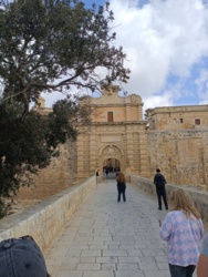 3e261c49-f1cf-4b0d-a5af-9586820bd2f3