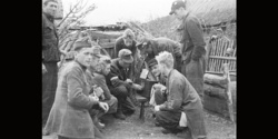 8 sierpnia 1944 roku rozpoczęła nadawanie powstańcza radiostacja "Błyskawica" » Historykon.pl