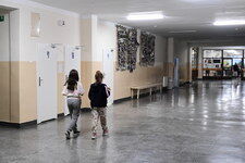 Powrót do szkół wpłynie na pandemię? Jest pomysł: Regionalizacja