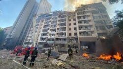 Kijów. Wybuchy w mieście. Wystrzelono 14 rakiet