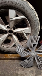 131e2858-584d-4626-900e-c9e90a7f2969