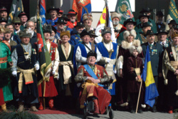 Kiedyś strzelali do kura na żerdzi i zostawali królami, ale w PRLu zakazano ich działalności. Dziś świętują