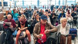 Święta powodują wzmożony ruch na lotniskach. ULC radzi, by przygotować się na opóźnienia i odwołania rejsów
