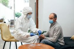 Obiecujący lek na Covid-19. Czas na heparynę?