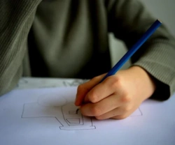 Rząd chce karać rodziców za szkolne nieobecności dzieci. Nawet 10 tys. zł grzywny