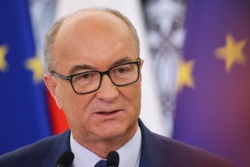 Ryczałt i karty paliwowe zamiast poselskich kilometrówek