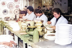 Fajansowa dyplomacja. Jak ceramika z Włocławka stała się narzędziem polityki kulturalnej PRL? - Serwis Naukowy UW