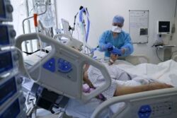 Pozwie Francję, bo szczepienia nie były obowiązkowe?