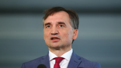 Partie Ziobry wykreślone przez sąd. "Rzeczpospolita" ujawnia kulisy