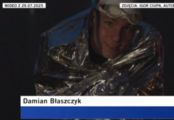 44 godziny, 100 kilometrów w wodzie. Płynął bez przerwy dla chorego Adasia