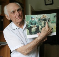 aa75ca47-c6ff-45ce-9d2e-319fa339f554