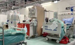 Zmora: Nie kontrolujemy już nowych zakażeń SARS-CoV-2. Istnieje "podkarpacki" wariant