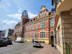 5c7b51f4-bd63-48ea-9c04-c6e091ee7f4f