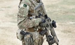 Pakistan umieścił w Arabii Saudyjskiej 8 tys. żołnierzy oraz eskadrę samolotów na mocy ubiegłorocznego paktu o wzajemnej obronie