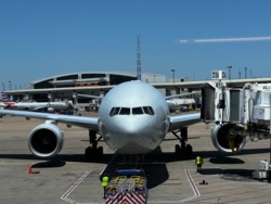 6abf8bd4-b1d3-4ef8-9d1b-8d70d690d3ff