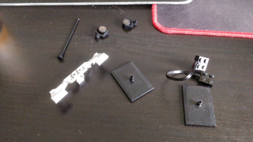 Po doszorowaniu tych klocków wyglądają całkiem spoko. Udało mi się oddzielić elektronikę, wiec umyłem też - PanNiepoprawny - Hejto.pl