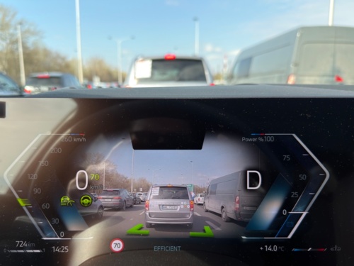 Wyjedźmy z Warszawy o 13 na święta, nie będzie korków, pomyślało pół Warszawy 🤣 #korki #warszawa #swieta - WujekAlien - Hejto.pl