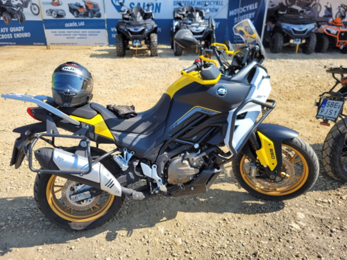 Hejo, Jak obiecałem tutaj to pisze jak było. Pojeździłem każdą maszynką po jakieś pół godziny, nieco mało - Cinkciarz - Hejto.pl