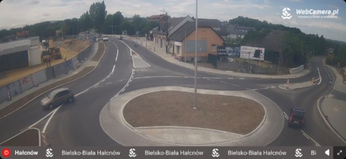 Wracam z tematem ronda w Hałcnowie, kurde czy tylko mi się wydaje, że dziwnie te pasy namalowali? xD Wjeżdżając na - IronFist - Hejto.pl