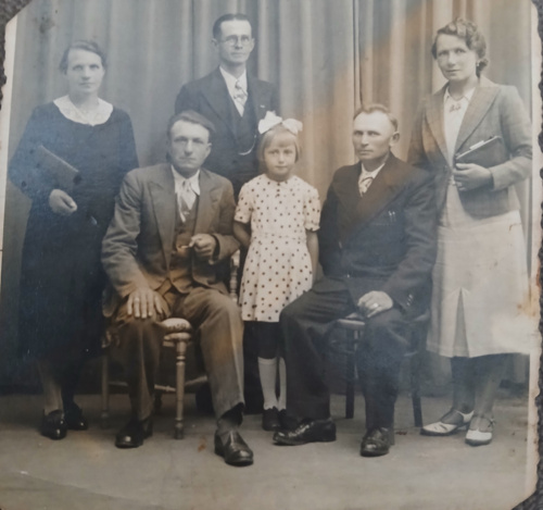 #nostalgia #wspomnienia trochę #historia #rodzina Wypad na majówkę w rodzinne strony zaowocował przekopaniem się - WatluszPierwszy - Hejto.pl