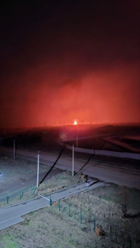 Dzisiejsza noc dla rosyjskich terrorystów była pełna atrakcji.\ \ 1. Przeprowadzono uderzenie na port w Tuapse (Kraj - Mikuuuus - Hejto.pl