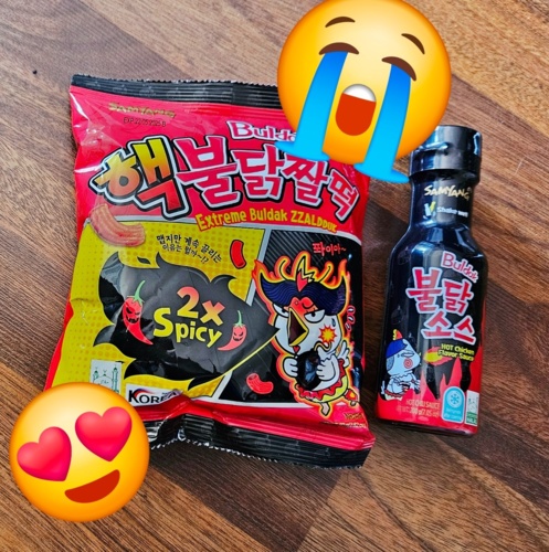 To prawdopodobnie najostrzejsze #rozdajo w historii Hejto. Znalezione w najgłębszej części szafki, tam gdzie już - Banan11 - Hejto.pl