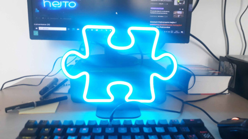 #rozdajo #zaczynamodnowa #niewiemjakietagi Eh, nie wiem co tu napisać. Dziękuje za wsparcie. Oto puzel życia. Ten - Satnam - Hejto.pl