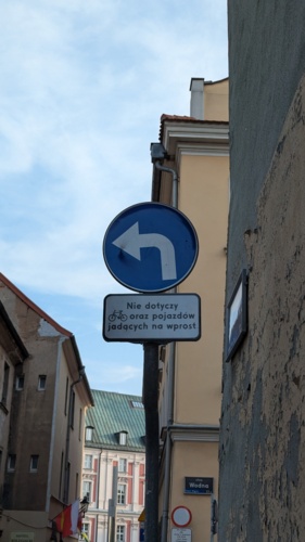 To mnie zaskoczyli dzisiaj w #poznan Albo na serio, albo #heheszki - lat666 - Hejto.pl