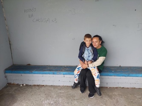 Tak się w Polsce dojeżdża do szkoły. "Czekamy i modlimy się, by PKS przyjechał" - twardy_kal_owiec - Hejto.pl